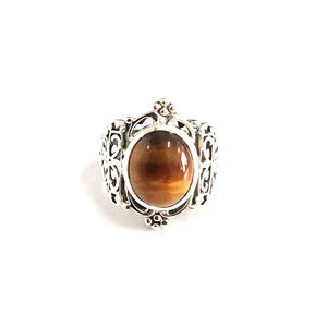 Anillo Vintage de Ojo de Tigre con Baño de Oro, Talla Única, Joyería Casual de Moda con Elegante Engaste de Bisel, Regalo Perfecto - Product Image 1