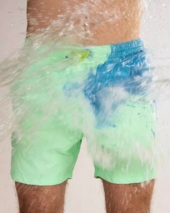 Vente à chaud de shorts de bain à imprimé floral à carreaux pour hommes, vente en gros de maillots de bain extensibles élégants au meilleur prix d'usine du Bangladesh - Product Image 4