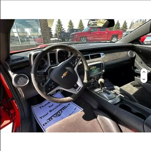 Chevrolet Camaro ZL1 d'occasion en excellent état, coupé haute performance, faible kilométrage, prêt à être expédié - Product Image 6
