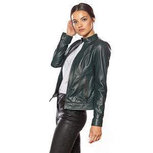 Servicio OEM Chaquetas de cuero ajustadas con el mejor diseño para mujer Chaquetas de cuero para mujer en ropa de invierno transpirable de la mejor calidad - Product Image 2