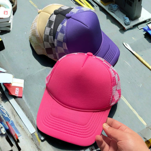 . Casquette de golf pour hommes avec tissu léger absorbant la transpiration et coupe flexible pour pratiquer le fitness en voyage - Product Image 4