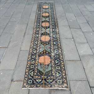 Alfombra Turca Vintage, Alfombra de 2.3x12.7 pies, Alfombra Azul con Estampado Animal - Product Image 1