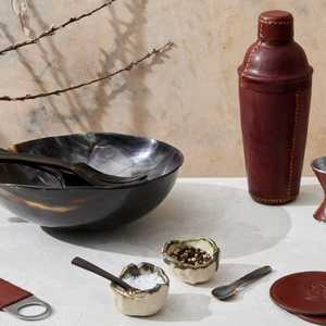 Bol de service décoratif unique en corne de buffle naturelle avec artisan artisanal pour les paramètres de table bio au prix de gros - Product Image 3