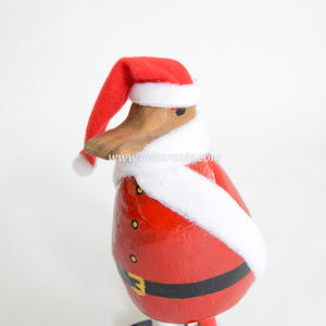 Figurine de canard de Noël faite à la main ornement unique pour la décoration intérieure et les cadeaux d'anniversaire artisanat décoratif - Product Image 6