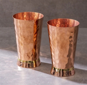 Gobelet en cuivre pur fait à la main, finition double, martelé, pour boire de l'eau et des cocktails, écologique, verre en cuivre ayurvédique - Product Image 2