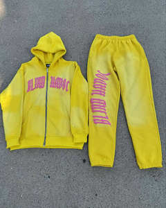 Survêtement de sororité grecque, ensemble de sweat à capuche et pantalon de survêtement personnalisé, tenue Streetwear à la mode jaune, vêtements de sport décontractés pour femmes et hommes - Product Image 1