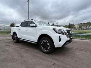 Camioneta Navarra Smart R21 Automática Usada de 2022, Sin Accidentes, 50001-75000 Millas, Asientos de Cuero, Techo Corredizo - Product Image 4