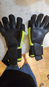 Gants de gardien de but professionnels en latex avec sangle de poignet réglable, imperméables et respirants pour le football - Product Image 5