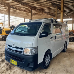 Toyotta HIACE VANS มือสองรถเพื่อการพาณิชย์ขนาดกว้างขวางและเชื่อถือได้สำหรับการขนส่งสินค้าหรือผู้โดยสารพร้อมส่ง - Product Image 6