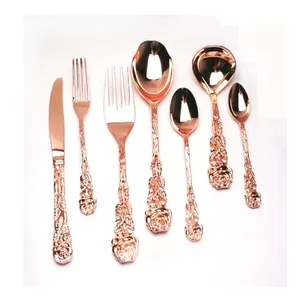 Juego de cubiertos decorativos de metal de lujo de acero inoxidable con mango de resina verde y negro reutilizable, creativo y moderno, tenedor, cuchillo, cuchara - Product Image 6