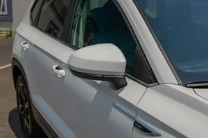 Volkswagen Taos 2024 en parfait état - Product Image 3