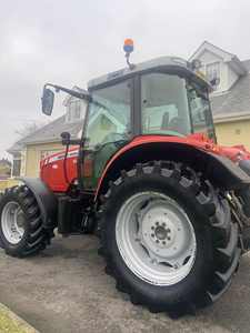 Wholesale Massey Ferguson MF5455 High-Performing Wheel <b>Tractor</b> 2WD/4WD 8-120HP Engine Core Component Included <b>Used</b> <b>Tractors</b> - Product Image 2