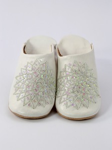 Wholesale White Sequin Moroccan Leather Babouche Slippers Iridescent Beaded Mules Round Toe Indoor <b>Shoes</b> multiple colors - Product Image 2