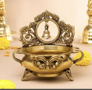 Thali en laiton plaqué or décoratif Diwali et Urli en métal de style ange pour la Pooja et la décoration de la maison, conception personnalisée, fabricant local - Product Image 3