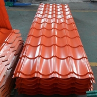 Panneau de toit coloré galvanisé et plaque d'acier revêtue de couleur Tuiles en acier de couleur de haute qualité utilisées comme panneaux de toit
