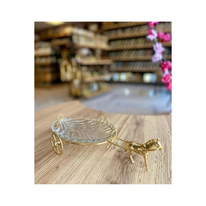 Juego de presentación de dos bandejas decorativas de latón dorado de dos capas y vidrio de un solo caballo - Product Image 4