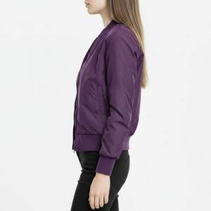 เสื้อแจ็คเก็ตบอมเบอร์ผู้หญิงแบบซิป ทอผ้าสีสันสดใส สวมใส่สบายๆ สไตล์สตรีทแวร์ กันลม ระบายอากาศได้ดี รับสกรีนโลโก้ สำหรับฤดูใบไม้ผลิและฤดูใบไม้ร่วง - Product Image 4