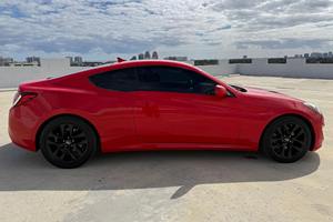 Hyundai Genesis Coupé 2.0-T 2013 - Product Image 3