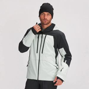 Chaqueta impermeable Softshell, precio de fábrica, chaquetas ligeras de bajo costo para exteriores, chaquetas Softshell a prueba de viento al por mayor - Product Image 1