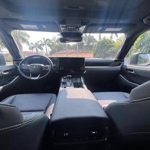 Lexus GX550 AWD Plus LHD très demandé sur le marché - Product Image 3