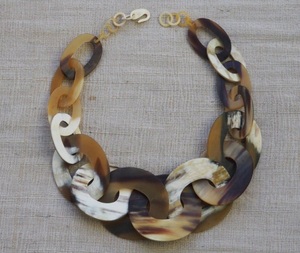 สร้อยคอแฟชั่นผู้หญิงสุดหรู ทำจากเขาควายธรรมชาติ ขายส่งเครื่องประดับแฟชั่นสำหรับเป็นของขวัญ - Product Image 4