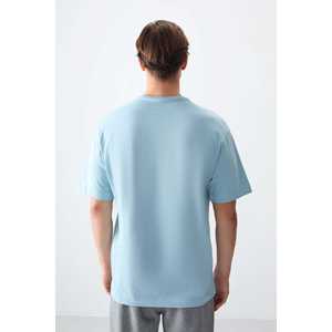 Camiseta Básica para Hombre, 100% Algodón Jersey, Color Azul Claro, Textura Gruesa y Suave, Corte Holgado -88353 - Product Image 2