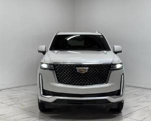 Cadillac Escalade 4 portes SUV 4x4 d'occasion 2022 - Prêt à être expédié - Product Image 2