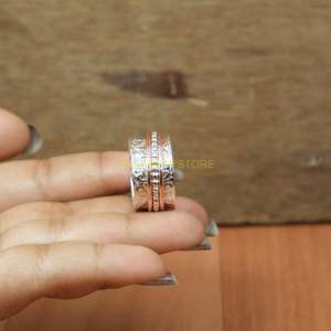 Anillo Giratorio Hecho a Mano de Plata de Ley 925 y Cobre, Anillo de Meditación Boho de Banda Ancha para Mujeres y Hombres - Product Image 6