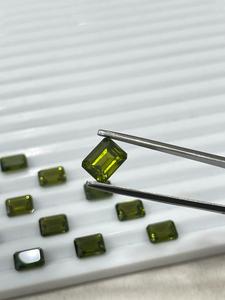 Pierres précieuses Idocrase Vesuvianite verte naturelle de qualité AAA pour la fabrication de bijoux, pierres précieuses Idocrase coupées en octogone en vrac - Product Image 4