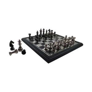 Jeu d'échecs en bois et métal avec finition brillante et combinaison de couleurs argent et noir, décoration, jeu d'esprit, jeu d'échecs en bois - Product Image 1