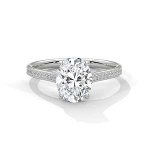 Anillo de Compromiso con Diamante de Laboratorio de Corte Ovalado, Solitario con Piedras Laterales, Disponible en Oro de 14K, 18K, 10K y Plata 925, Oro Personalizado - Product Image 3