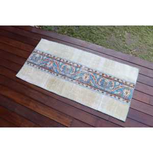 Alfombra Turca de 1.8x3.9 pies, Alfombra Pequeña Vintage, Alfombra de Lana con Diseño Floral Azul - Product Image 3