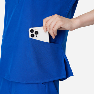 Vente en gros de nouveaux uniformes d'hôpital de soins infirmiers ensembles de gommage pour femmes haut pour femmes avec personnalisation - Product Image 3