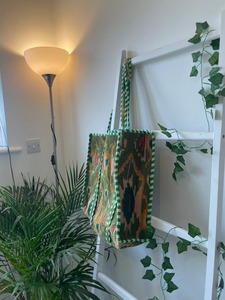 <b>Quilted</b> Velvet Reversible Summer Vintage Canvas Lining Zipper Closure Extra Large Lady Fashion <b>Tote</b> <b>Bag</b> for Travel & Shopping - Product Image 3