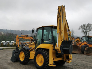 Retroexcavadora Usada Komatsu WB97R-5 2022 de 9 Toneladas con Bomba Hidráulica MOOG y Motor - Product Image 6
