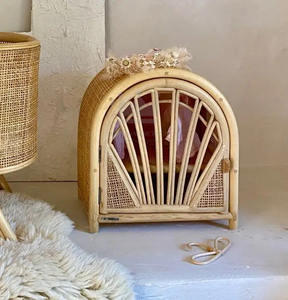 Perfecto pequeño armario de ratán/gabinete lindos muebles para bebés 100% material de ratán natural - Product Image 1