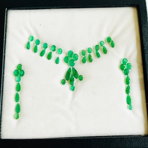 Lujos Esmeralda sin cuello con piedras naturales y alta calidad para mujer y joyería que hacen un brillo excepcional perfecto en piedra - Product Image 3