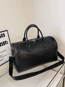 Handmade Custom Leather Duffel Bag Genuine Leather <b>Carry</b>-<b>on</b> for Men Women Zipper for Travel Overnight Stay Sports Gym - Product Image 5