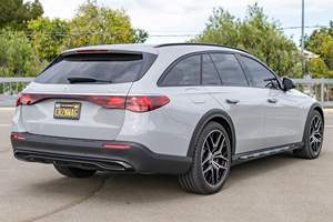 Mercedes-Benz E450 4Matic All-Terrain Plus 2024 Usado en Buen Estado, Sin Accidentes, Volante a la Izquierda/Derecha - Product Image 3