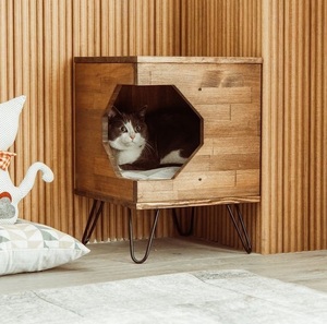 Espaciosa casa de madera para mascotas pequeñas y grandes, paredes aisladas, techo inclinado con acabado de madera natural y revestimiento resistente a la intemperie - Product Image 6