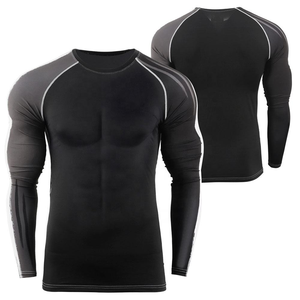 Protège-éruption de compression à manches longues personnalisé pour hommes noir MMA chemise d'entraînement avec bras imprimés haut de fitness de gymnastique protection UV - Product Image 4