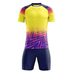 Kit de football pour l'école College Team Ensemble assorti de maillots et de shorts imprimés de style personnalisé - Product Image 1