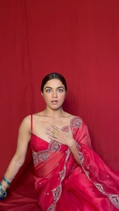 Sari de seda Rangoli clásico de moda, Sari indio de último diseño con hilo y Sari de trabajo de secuencia para suministro al por mayor - Product Image 3