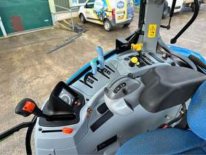 Tractor Usado Holland T6030, Tractor de Alta Potencia - Product Image 5