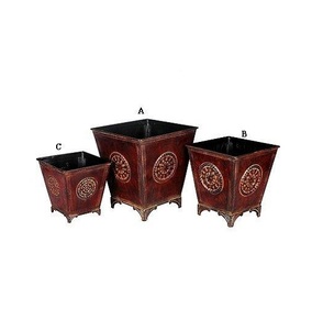 Juego de 3 jardineras de metal de diseño antiguo Premium con maceta de mango de metal y acabado recubierto de color marrón de diferentes tamaños - Product Image 4