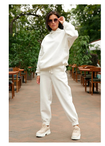 Dernière conception du fabricant Ensemble de vêtements pour femmes 100% couleur unie avec logo sur le devant - Product Image 3