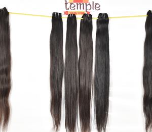 Extensiones de cabello humano virgen indio 100% Cutícula sin procesar alineada Onda profunda suelta Tejido de rizo natural-Ninguno químicamente - Product Image 1