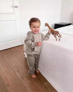 Ensemble de survêtement pour enfants en polyester et coton de haute qualité pour l'hiver, pour garçons et filles, logo personnalisable, respirant, léger, décontracté - Product Image 4