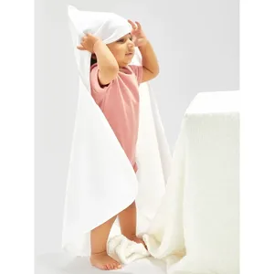 Couverture à capuche pour bébé bio, articles durables et écologiques - Product Image 1