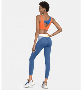 Sujetador deportivo para mujer fabricado en Pakistán, nuevo diseño, ropa de entrenamiento físico con características reversibles transpirables ligeras - Product Image 6